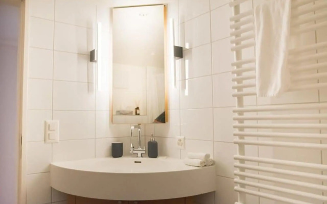 Lake Side Location Bellevue