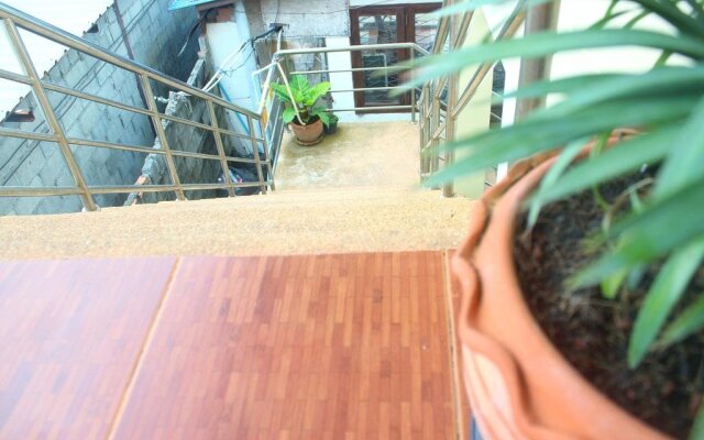 Lanta Ala Guest House