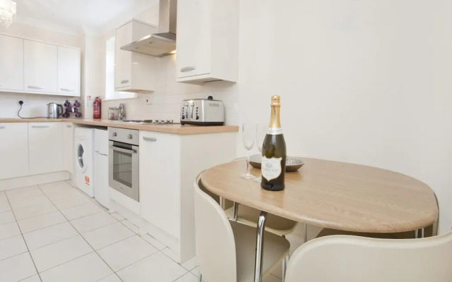 Saint Lawrence Apartment 1