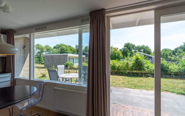 Bungalow in Callantsoog Near Sandy Beaches