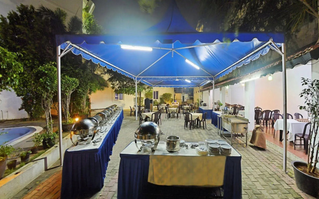 AMS Raj Palace Sundar