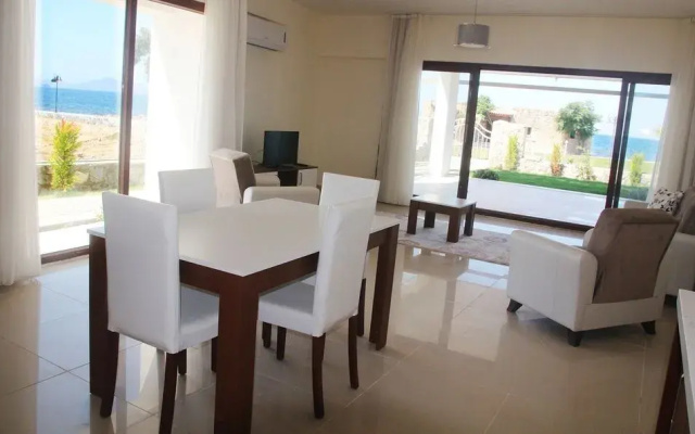 Aegean Pearl Suites