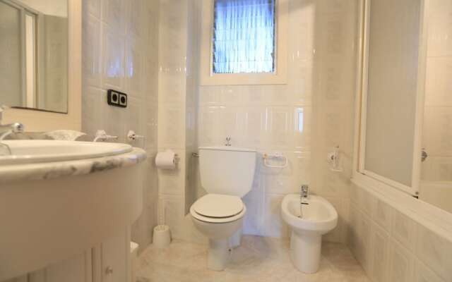 Apartamento Luminoso Para 6 Personas en Cambrils