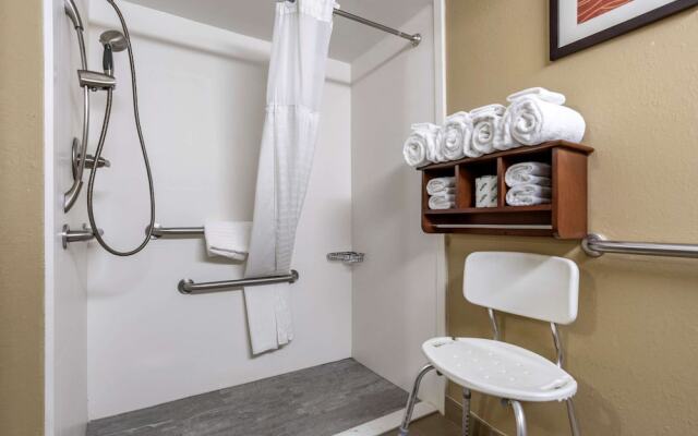 Comfort Inn And Suites