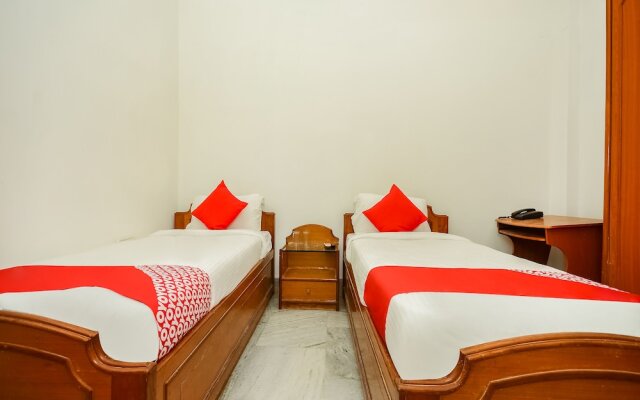 OYO Flagship 30627 Anurag Residency