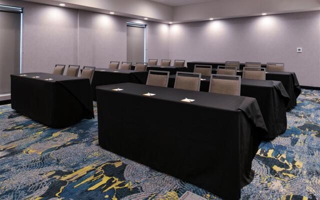 Hampton Inn Cedar Falls Downtown