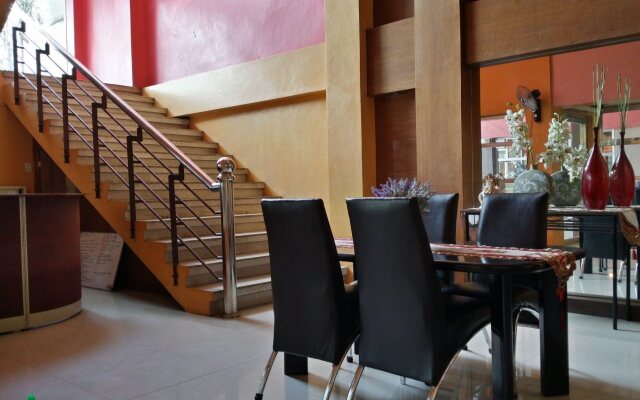 The Blue Sapphire Hotel