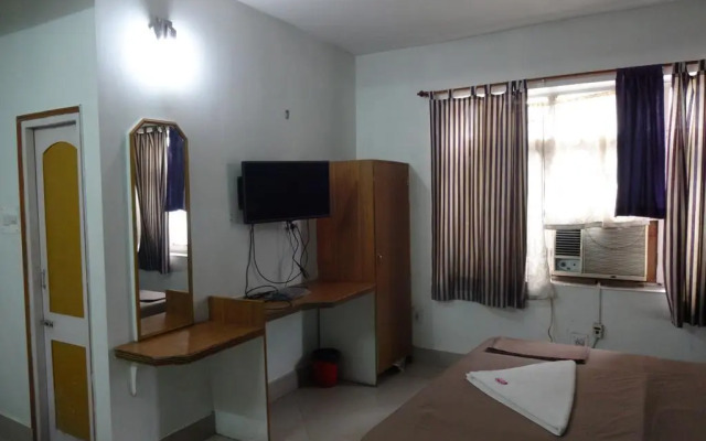 Hotel Ajatsatru