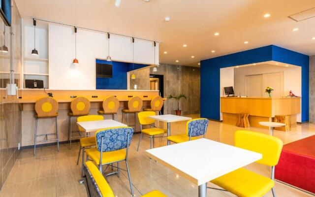 Mr. Kinjo beach side Kafu-shi