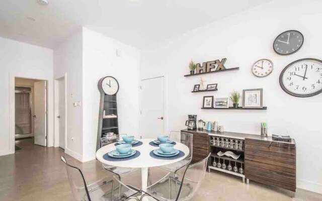 Luxury 2 Bedroom Apartment Downtown Halifax - Free Parking