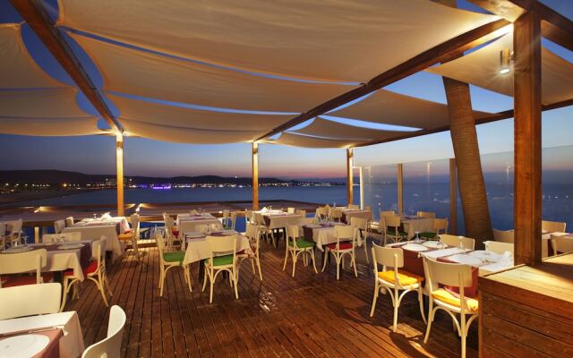 Ceshme Plus Hotel