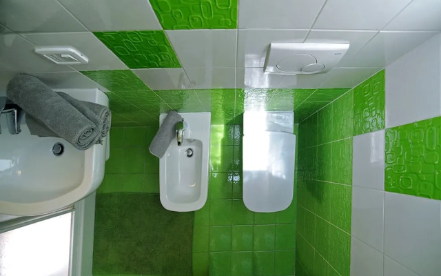 Uno Sguardo sui Tetti by Wonderful Italy