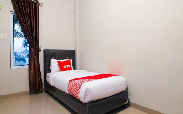 OYO 1653 Fajar Residence