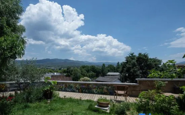 Shaxi Jishu Homestay
