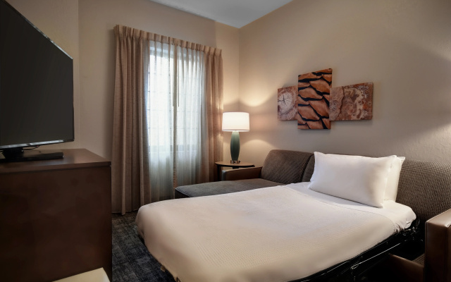 Staybridge Suites Holland by IHG