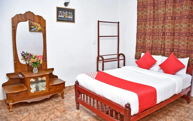 Silvery Inn