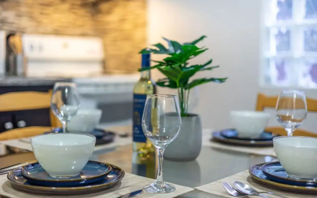 Bright 1BR Apt in Niagara Falls and Scenic Stay