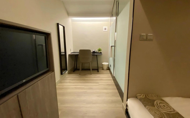 ST Signature Jalan Besar, SHORT OVERNIGHT, 8 hours: 11:59PM-8AM – Guest Rooms – Singapore