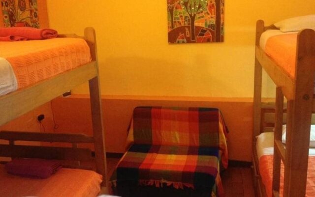 Hostel Caracol