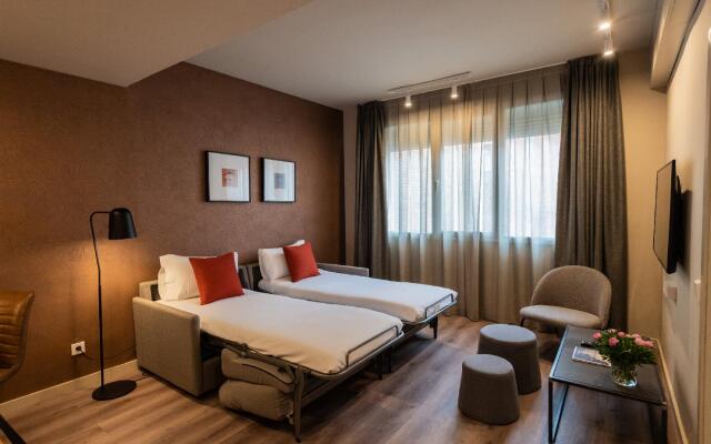 Atenea Rekord Suites
