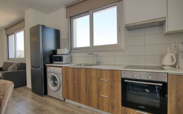 Phaedrus Living Coral Suites Aquatic