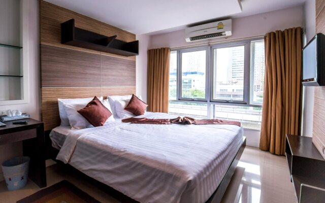 Bella B All Suite Bangkok (SHA Extra Plus)