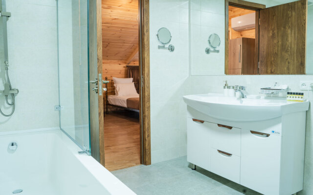 Zuzumbo Resort & SPA