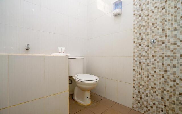 Super OYO 1868 Penginapan Sekip