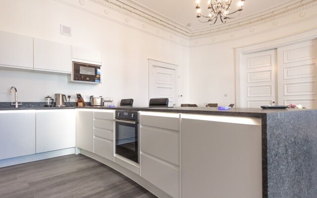 The Windsor Suite