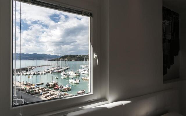 Al Molo Sea View Rooms