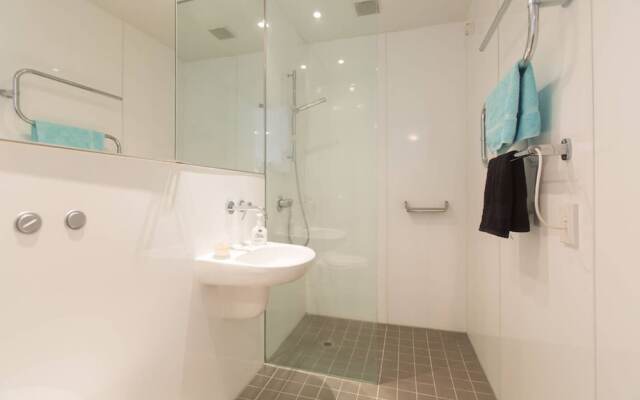 2 Bedroom Penthouse Apartment With City Views