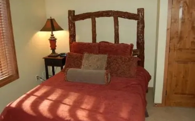 Golden Bar Townhome 39