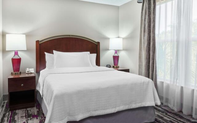 Homewood Suites by Hilton® Orlando-UCF Area