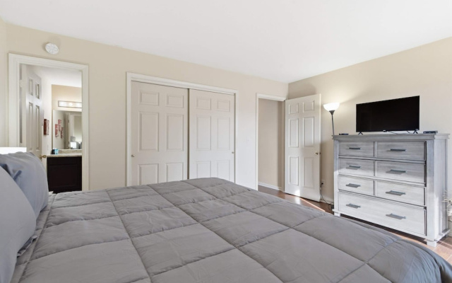 Overlook Paradise Scenic Stay