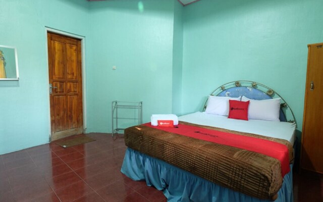 Winslow Hotel by RedDoorz