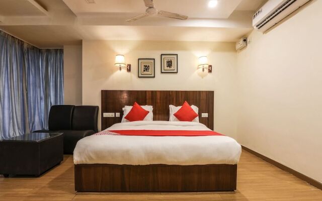 OYO 14680 Hotel Rainbow Park