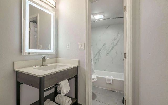 Motel 6 Commerce, GA