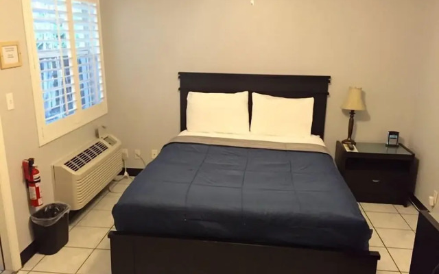 Coral Reef Guesthouse