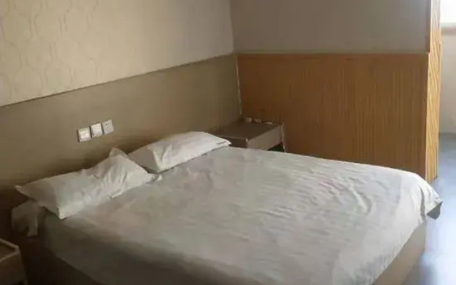 Yanggu Mingzhu Business Express Hotel