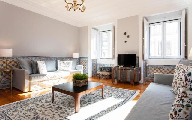 Camoes by Central Hill Apartments