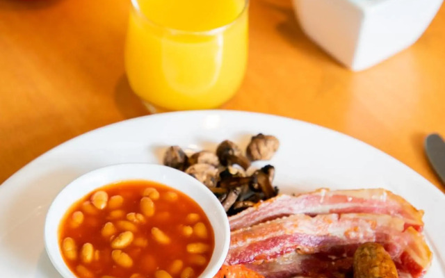 Holiday Inn Cardiff City Centre by IHG