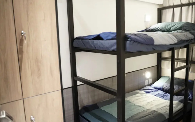 Zzz Lounge Hostel