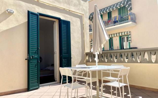 Family friend apartments, private terrace-La Terrazzina by Chez Isabelle