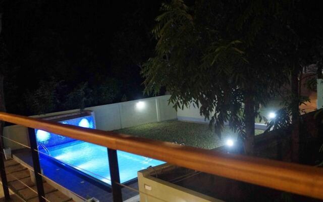 Hotel Athgira
