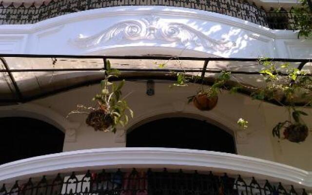 i - One's Home Stay