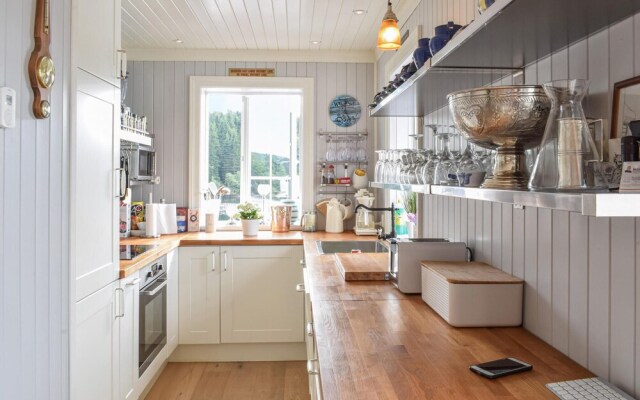 Nice Home in Os With 3 Bedrooms and Wifi