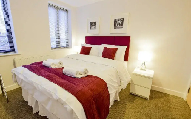 Roomspace Apartments -Kirk Court