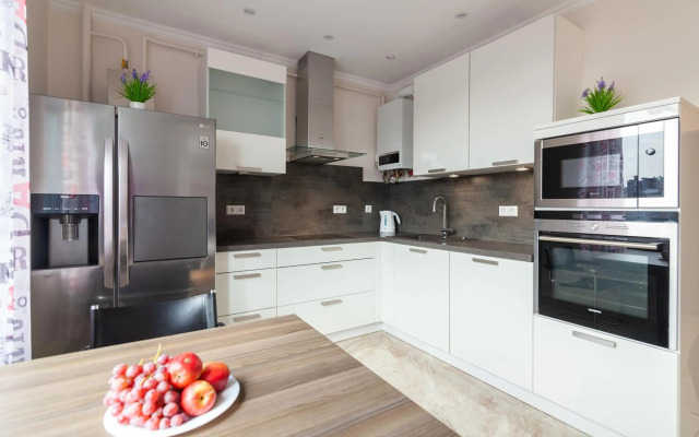 Regrand apartment on Kulisha 47a