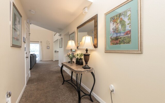 207lw 4 Bedroom Villa by Redawning