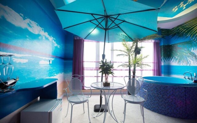 Love Romantic Scene Hotel